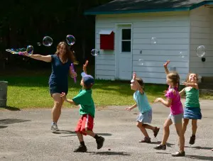 kids-bubbles-summer-2012